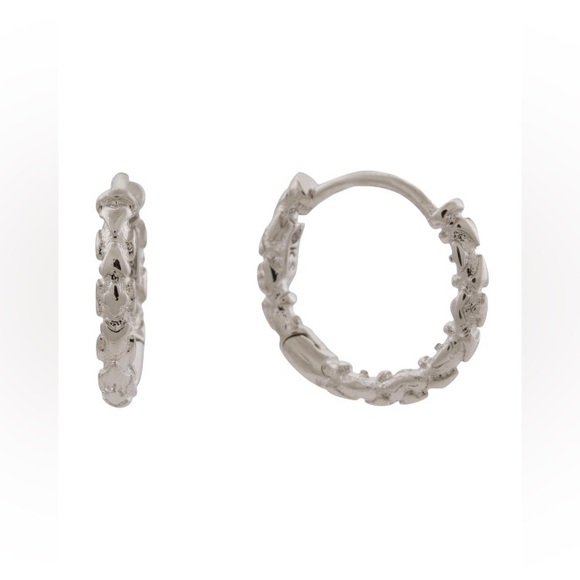 Kendra Scott-Filigree silver huggie hoop earrings-NWT - Picture 6 of 7